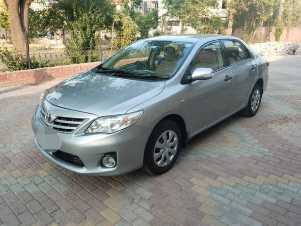 toyota-corolla-xli-2014-limited-edition-b-tob-big-2