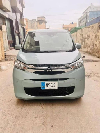mitsubishi-ek-wagon-2021-big-0