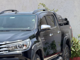 toyota-revo-2021