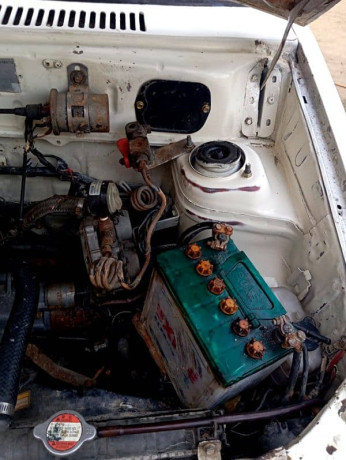 suzuki-mehran-1992-big-6