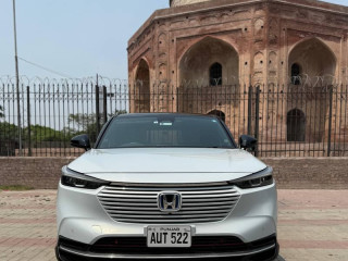 honda-vezel-20212024-full-loaded