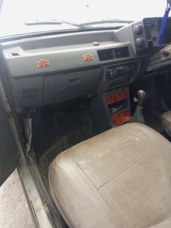 suzuki-mehran-vxr-2004-big-6