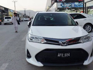 toyota-fielder-2018