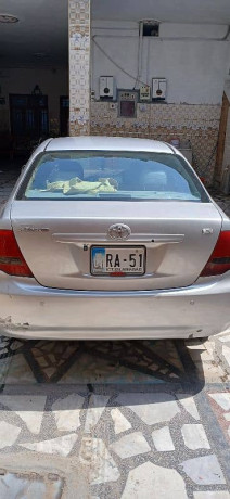 toyota-corolla-axio-2009-big-1