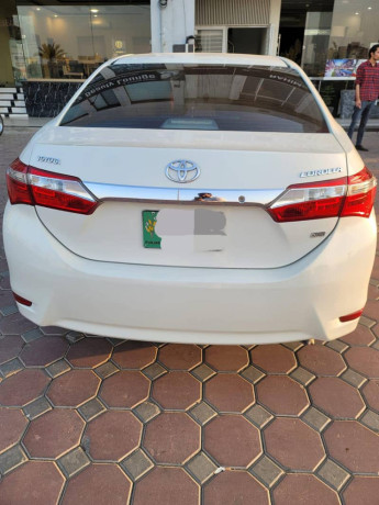 corolla-xli-2015-big-6