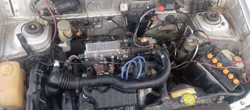 suzuki-mehran-vxr-2013-big-11