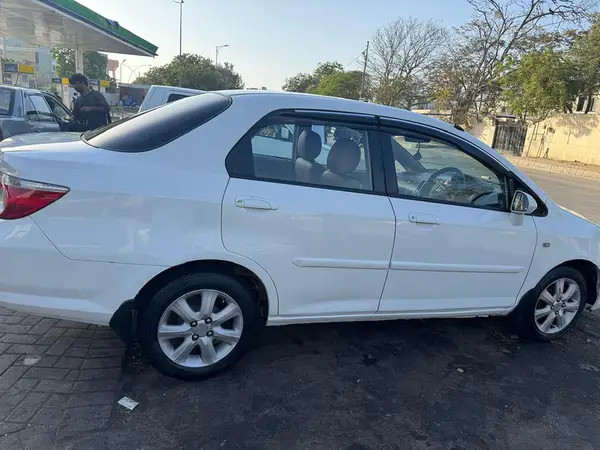 honda-city-2008-big-1