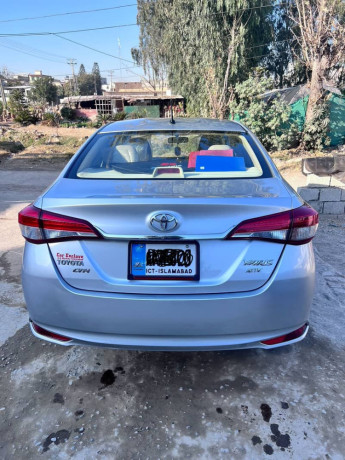 toyota-yaris-ativ-13-cvt-genuine-2022-big-5
