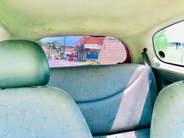 toyota-vitz-200013-automatic-big-2