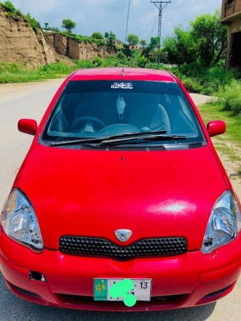 toyota-vitz-200013-automatic-big-1