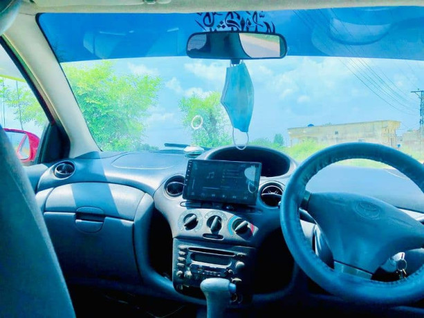 toyota-vitz-200013-automatic-big-4