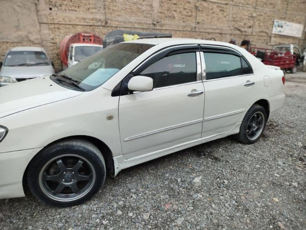 toyota-corolla-2005-big-13