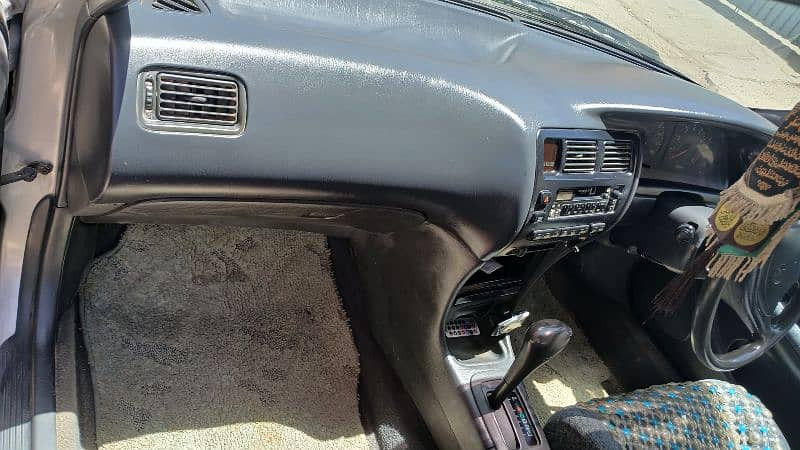 toyota-corolla-1994-big-10
