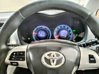 toyota-prius-2011