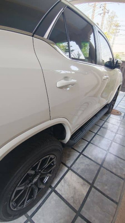 toyota-fortuner-2025-gr-big-6