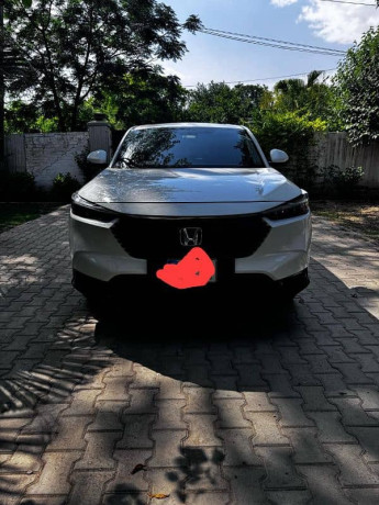 honda-hr-v-vti-2023-big-6