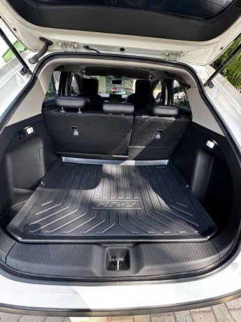 honda-hr-v-vti-2023-big-9