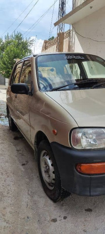 daihatsu-cuore-2011-big-2