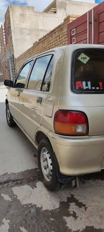 daihatsu-cuore-2011-big-1