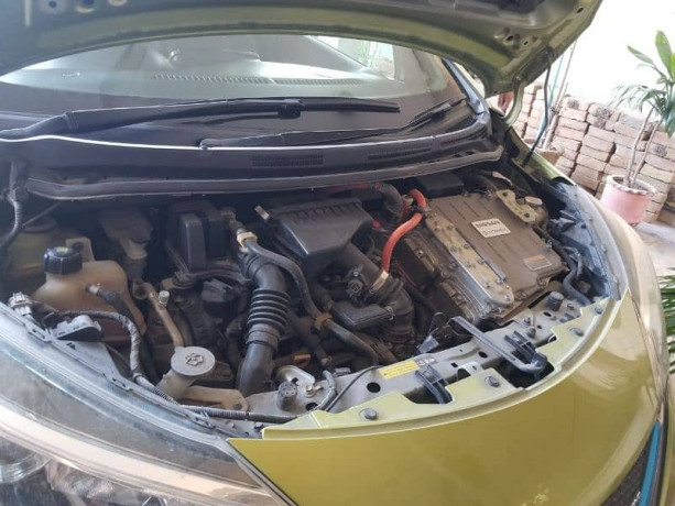 nissan-note-2021-big-3