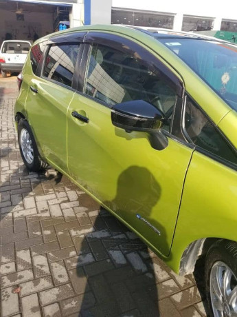 nissan-note-2021-big-2