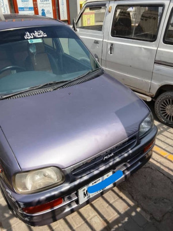 daihatsu-cuore-2000-big-4