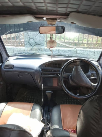 daihatsu-cuore-2000-big-2