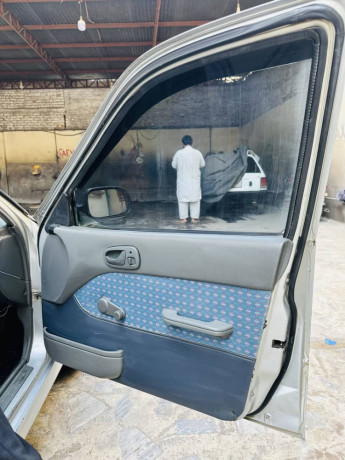 suzuki-cultus-2005-big-6