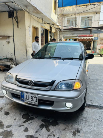 suzuki-cultus-2005-big-1