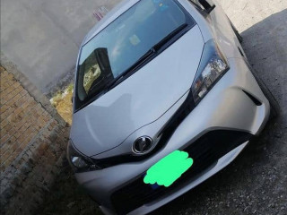 toyota-vitz-2016