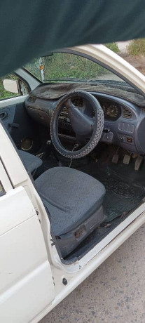daihatsu-cuore-2005-big-6