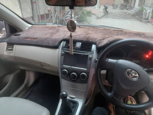toyota-corolla-xli-2012-big-15