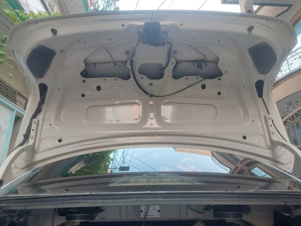 toyota-corolla-xli-2012-big-14
