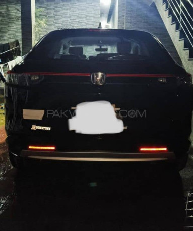 honda-hr-v-vti-s-2024-big-4