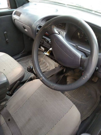 daihatsu-cuore-2007-big-4