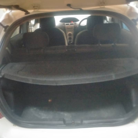 toyota-vitz-2008-big-2