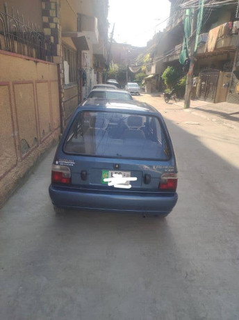 suzuki-mehran-vxr-2011-big-2