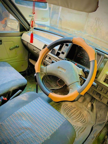 suzuki-mehran-vxr-2009-big-6