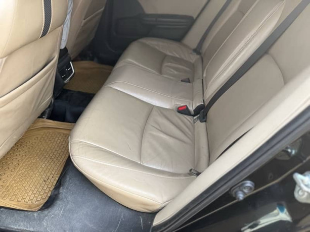 honda-civic-vti-oriel-2020-big-5