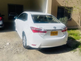toyota-corolla-altis-2017