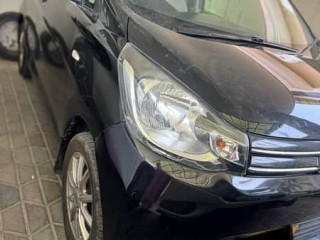 mitsubishi-ek-wagon-2015