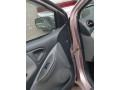 toyota-vitz-1999-small-12