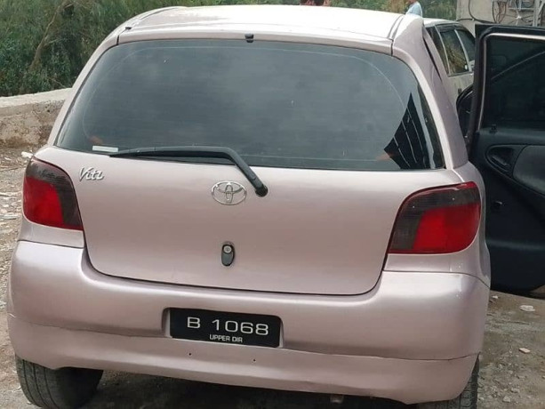 toyota-vitz-1999-big-15