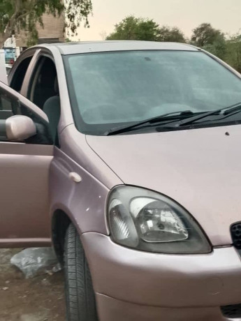 toyota-vitz-1999-big-5
