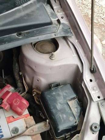 toyota-vitz-1999-big-8
