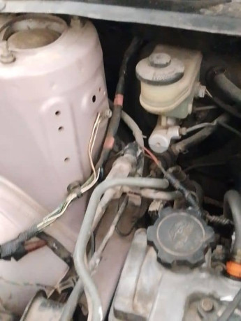 toyota-vitz-1999-big-10