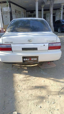 toyota-corolla-xe-1994-big-2