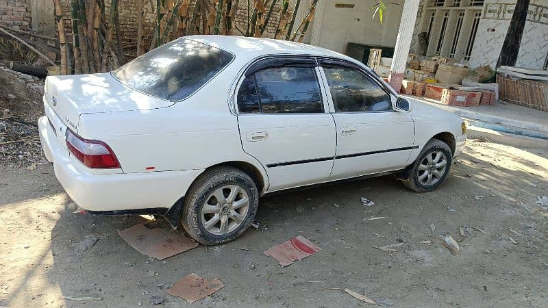 toyota-corolla-xe-1994-big-1