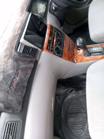 toyota-corolla-2002-big-1