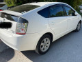 toyota-prius-s-15-2010-small-7